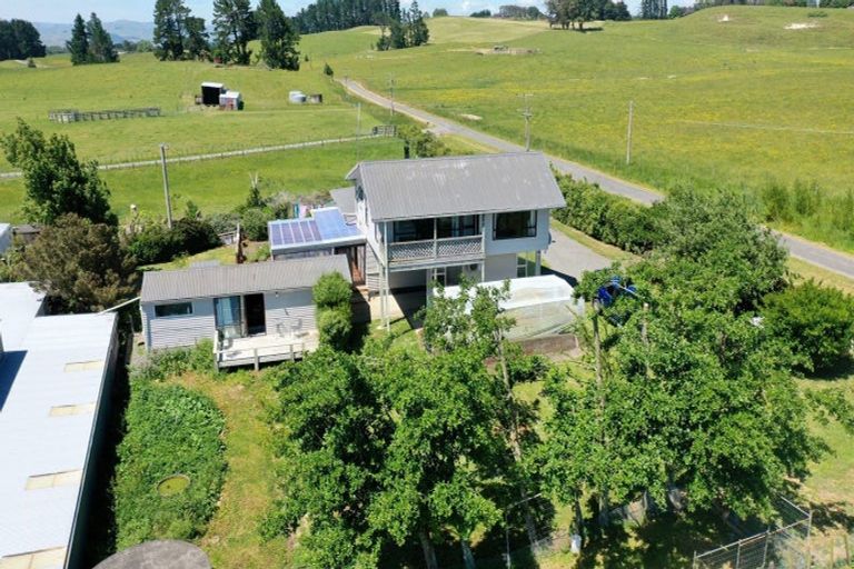 Photo of property in 94 Glengarry Road, Dannevirke, 4978