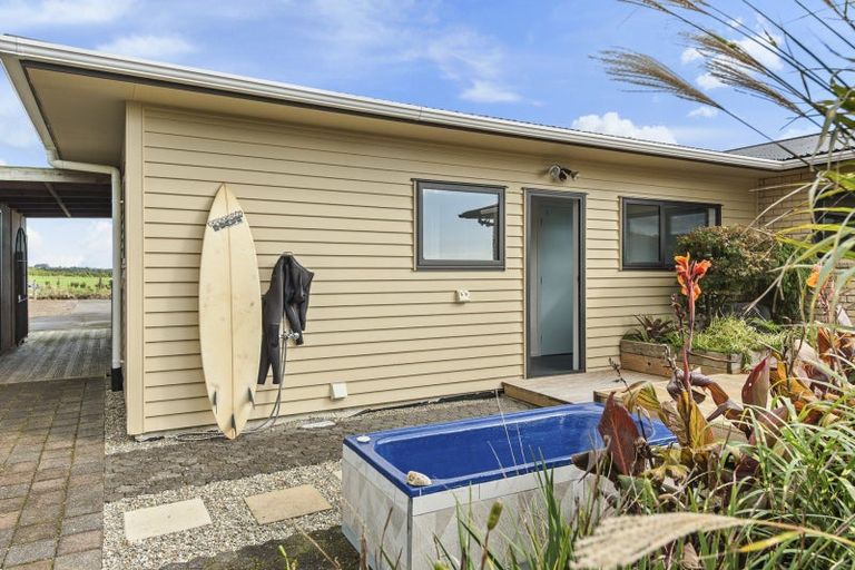 Photo of property in 37 Upper Pitone Road, Pitone, New Plymouth, 4374