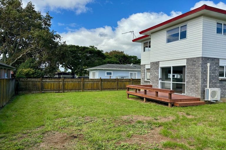 Photo of property in 8a Jutland Road, Pukekohe, 2120
