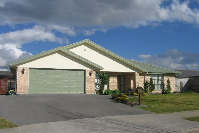 Photo of property in 7 Belcoo Crescent, East Tamaki, Auckland, 2013