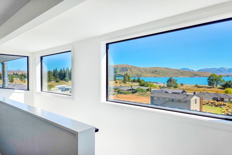 Photo of property in 11 Pollock Place, Lake Tekapo, 7999