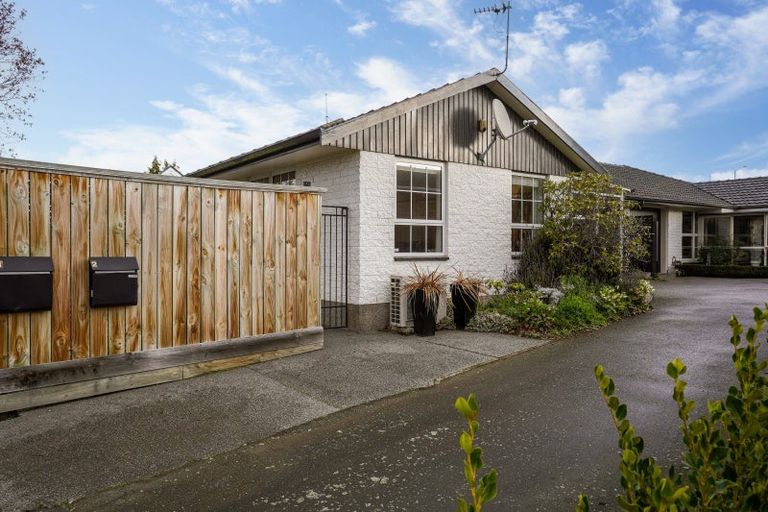 Photo of property in 15 Tudor Avenue, Ilam, Christchurch, 8041
