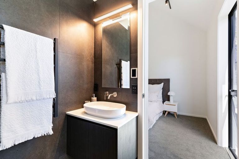 Photo of property in 9 Mckenzies Shute, Jacks Point, Queenstown, 9371