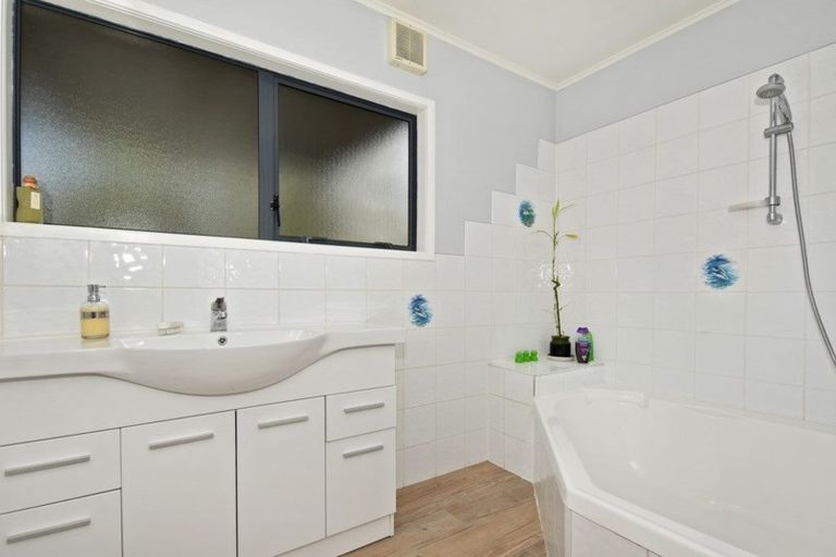 Photo of property in 3 Kaiaua Lane, Te Kamo, Whangarei, 0112