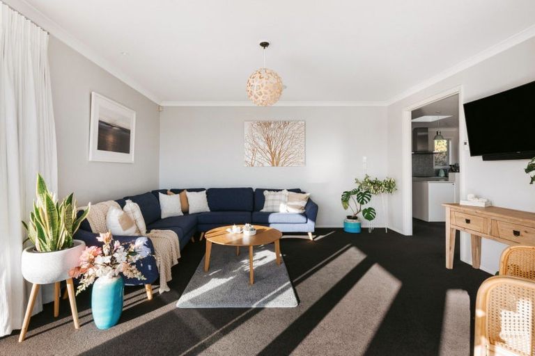 Photo of property in 40 Broadwater Close, Pyes Pa, Tauranga, 3112