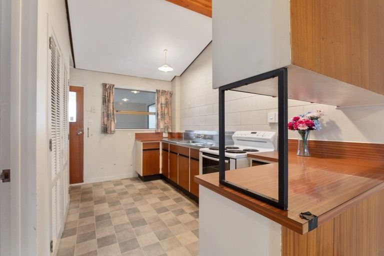 Photo of property in 1/128 Albert Street, Terrace End, Palmerston North, 4410