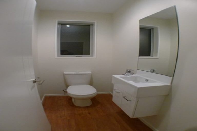 Photo of property in 28 Maclaren Road, Wigram, Christchurch, 8042