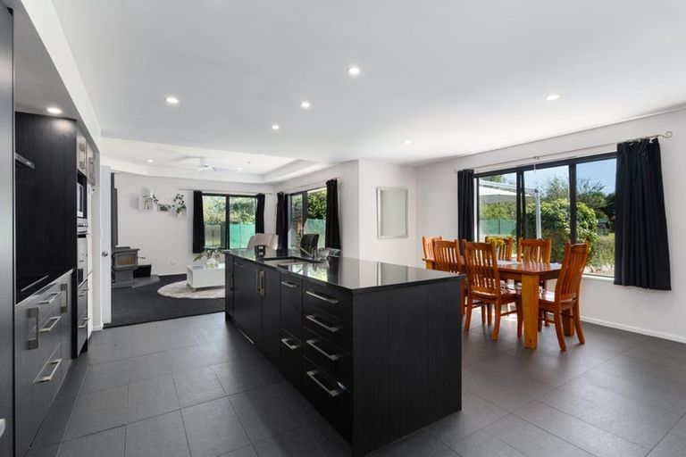 Photo of property in 33 Mchugh Crescent, Darfield, 7510