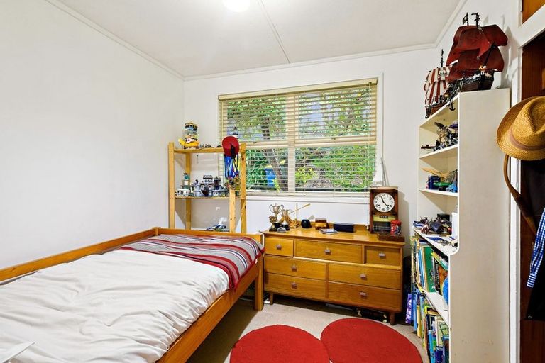 Photo of property in 317 Don Buck Road, Massey, Auckland, 0614