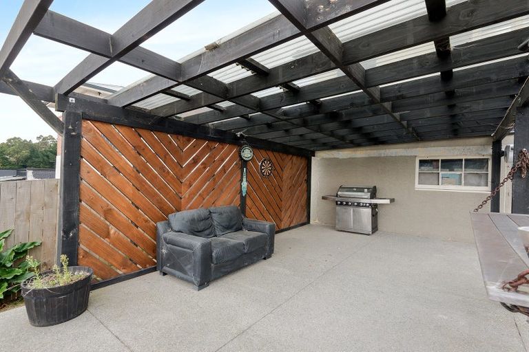 Photo of property in 30 Scotland Terrace, Green Island, Dunedin, 9018