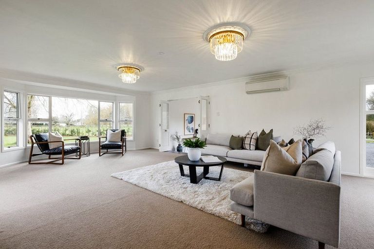 Photo of property in 1/193 Racecourse Road, Cambridge, 3493