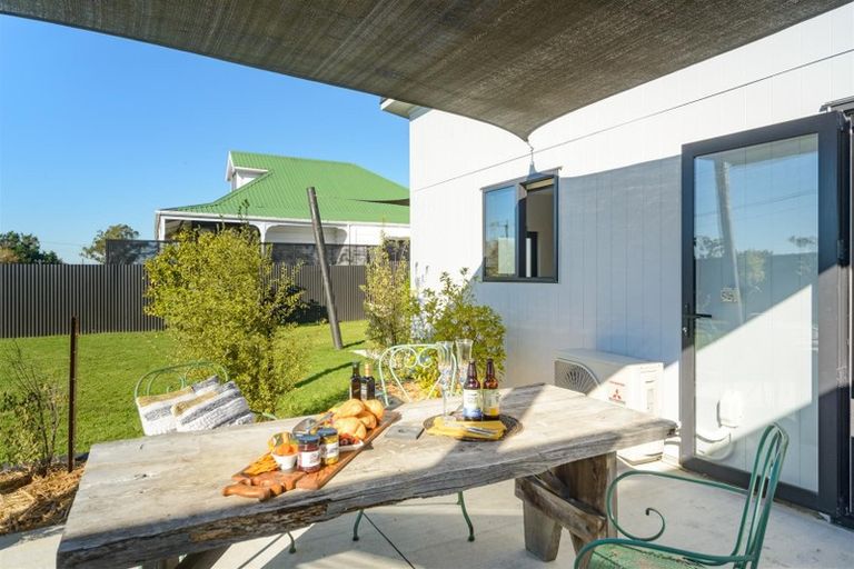 Photo of property in 20 Ngareta Street, Marton, 4710