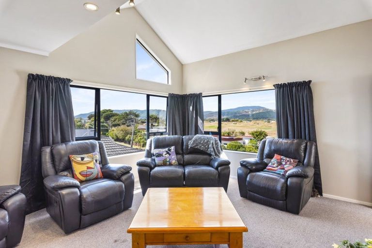 Photo of property in 55a Golf Road, Paraparaumu Beach, Paraparaumu, 5032