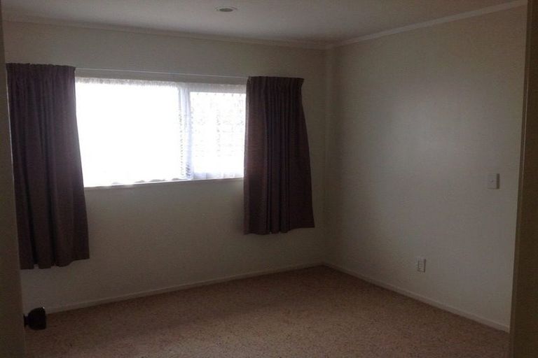 Photo of property in 2/13 Alexander Street, Papakura, 2110