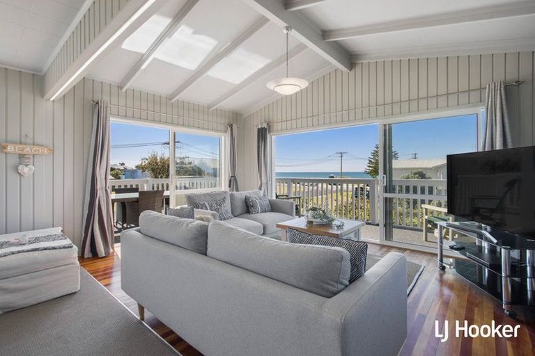 Photo of property in 287 Seaforth Road, Waihi Beach, 3611