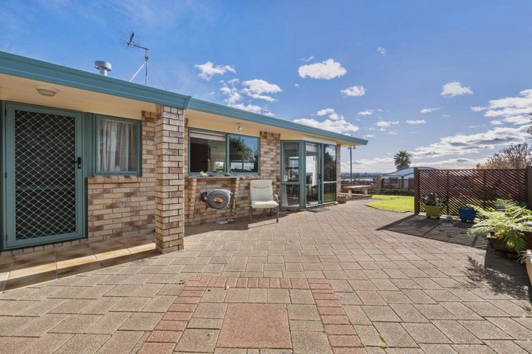 Photo of property in 6 Maddison Place, Welcome Bay, Tauranga, 3112