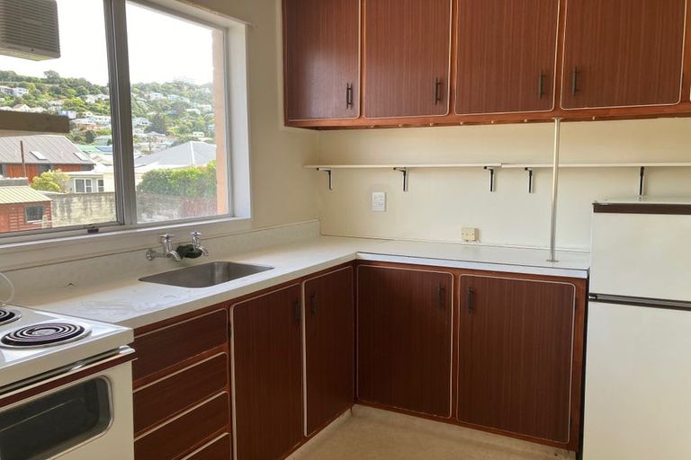 Photo of property in 154f3 Onepu Road, Lyall Bay, Wellington, 6022