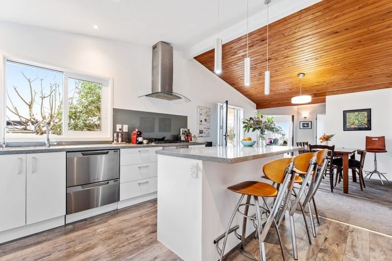 Photo of property in 432 Whangaparaoa Road, Stanmore Bay, Whangaparaoa, 0932