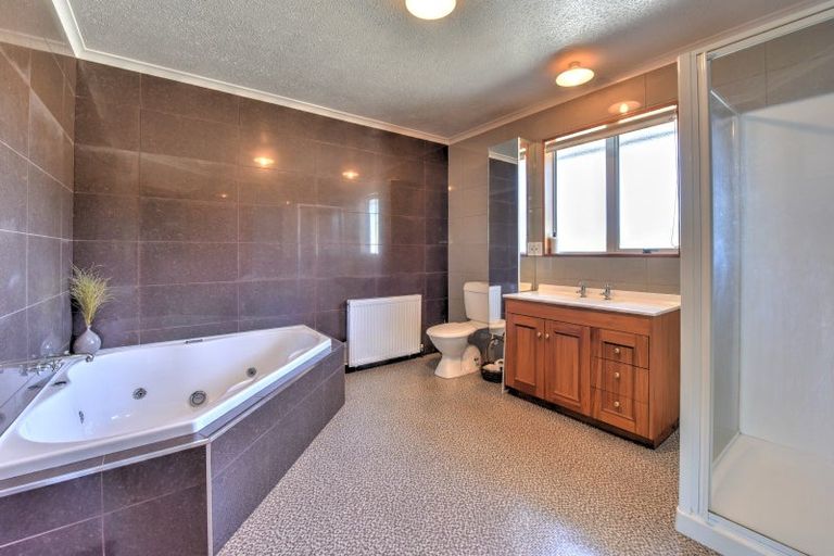 Photo of property in 68 Ruia Street, Gore, 9710