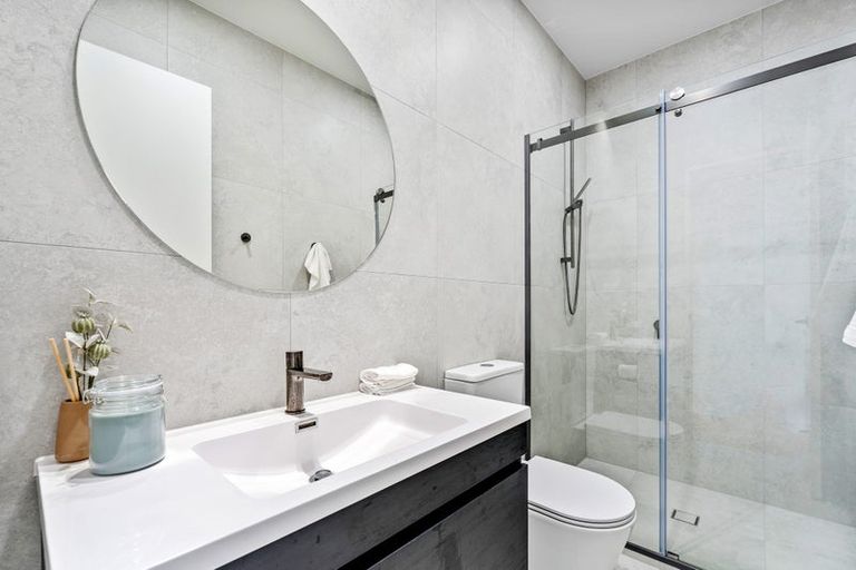 Photo of property in 35 Sidwell Road, Wainui, 0932