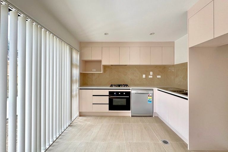 Photo of property in 86 Priestley Drive, Bucklands Beach, Auckland, 2014