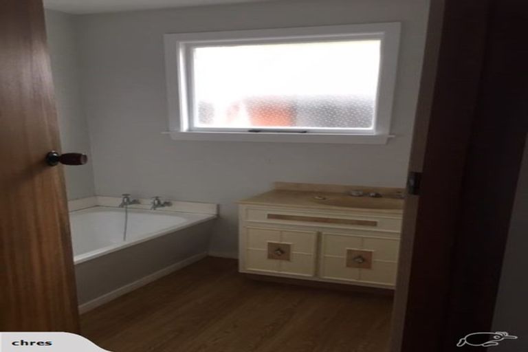 Photo of property in 2/131 Knowles Street, St Albans, Christchurch, 8052