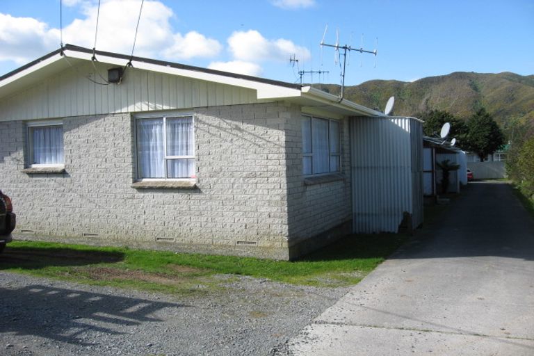 Photo of property in 186b Wellington Road, Wainuiomata, Lower Hutt, 5014