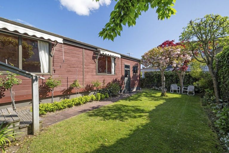Photo of property in 39 Ngamotu Road, Taupo, 3330