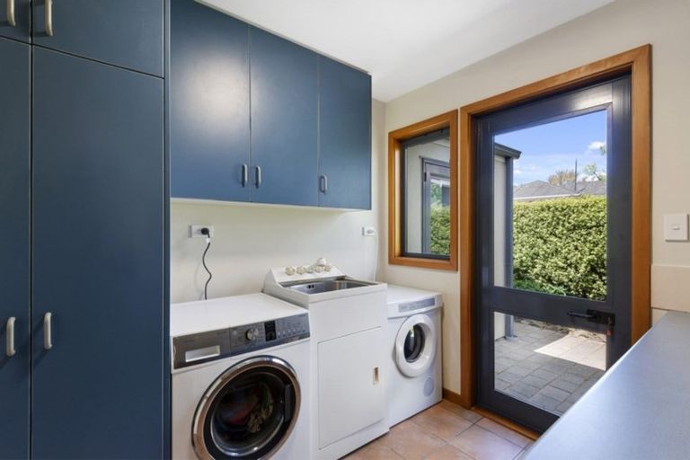 Photo of property in 1 Le Cascina Lane, Riccarton, Christchurch, 8011