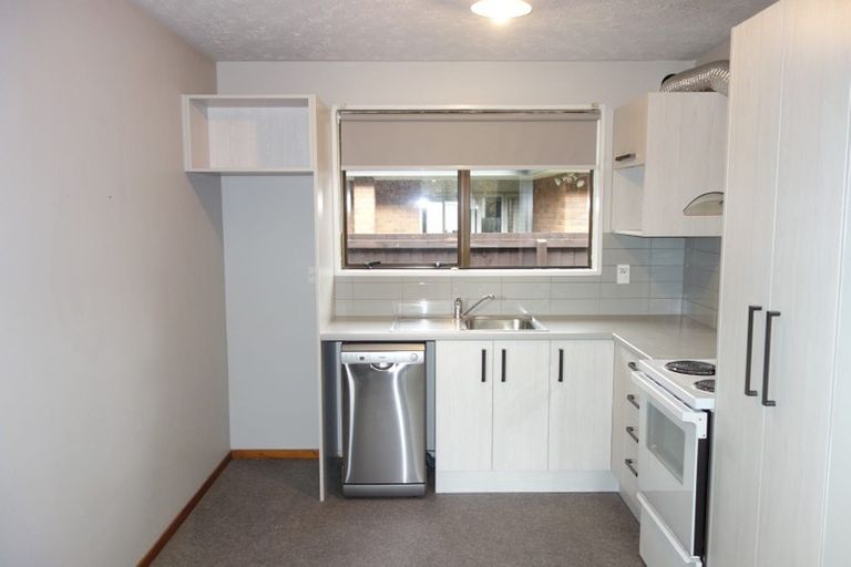 Photo of property in 2/16a Ward Street, Addington, Christchurch, 8024