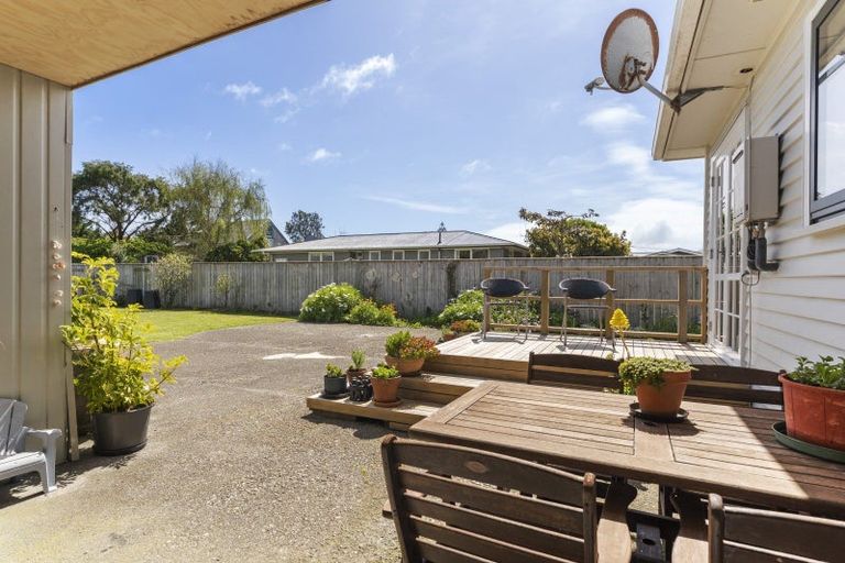 Photo of property in 21 Old Coach Road South, Otaki Beach, Otaki, 5512