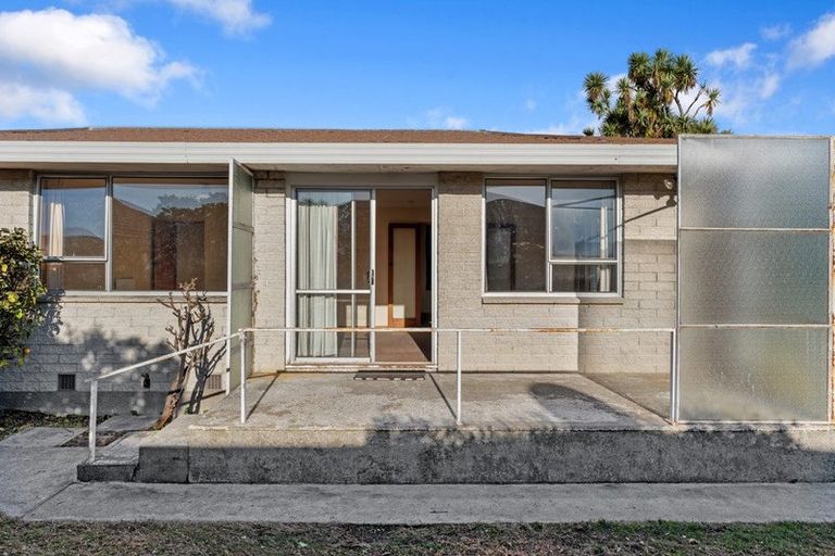 Photo of property in 1/25 Wilsons Road, Saint Martins, Christchurch, 8022