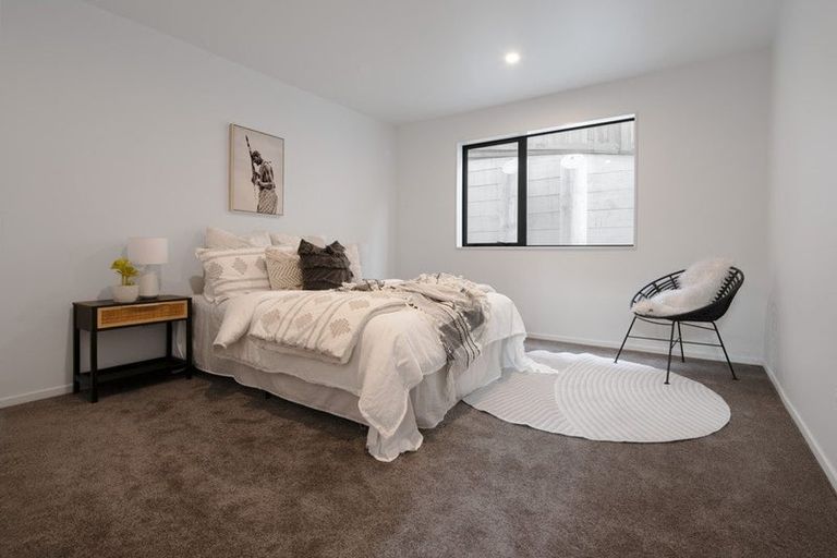 Photo of property in 25 Baumea Rise, Massey, Auckland, 0614