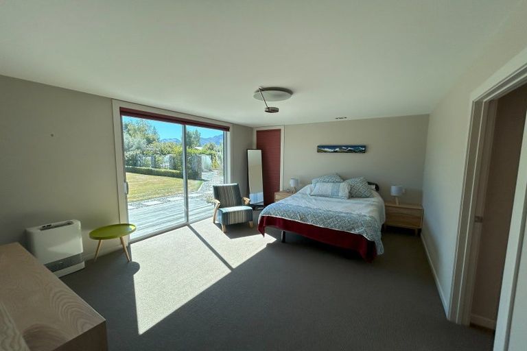 Photo of property in 28 Sam John Place, Lake Hawea, 9382