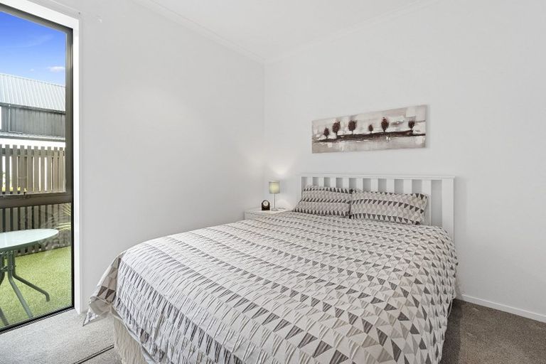 Photo of property in 90 Squadron Drive, Hobsonville, Auckland, 0616