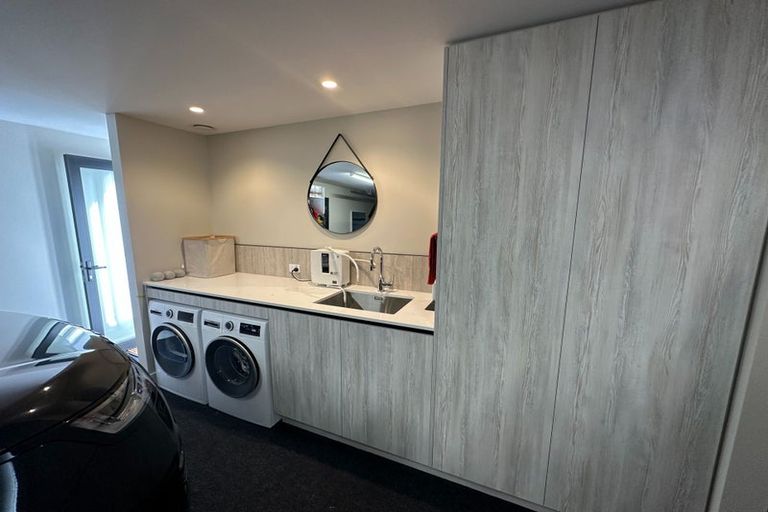 Photo of property in 10 Drysdale Road, Jacks Point, 9371