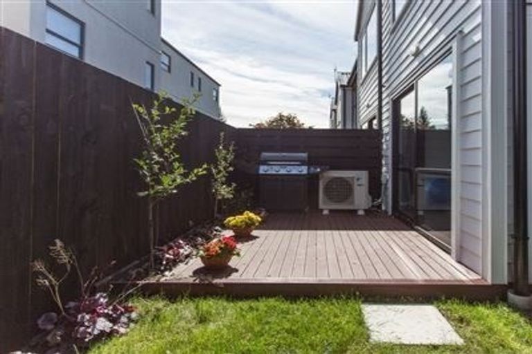 Photo of property in 4/250 Worcester Street, Christchurch Central, Christchurch, 8011