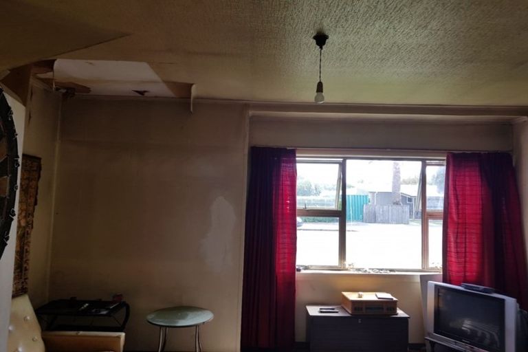 Photo of property in 30a Cobden Street, Westport, 7825