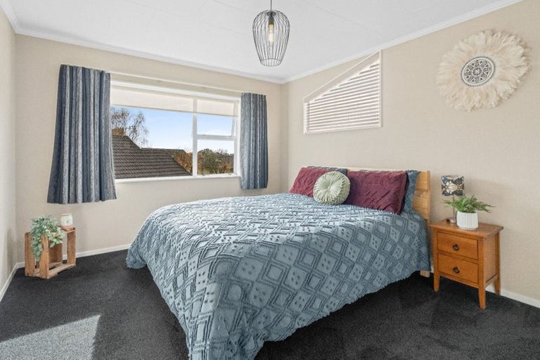 Photo of property in 10 Webb Avenue, Levin, 5510