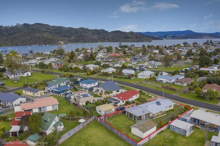Photo of property in 19 Dundas Street, Whitianga, 3510