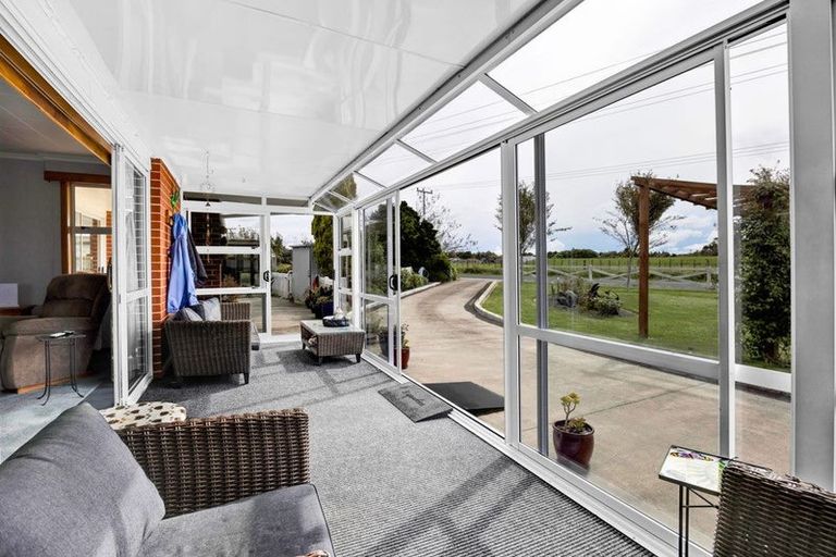 Photo of property in 24 Victoria Road, Stratford, 4391