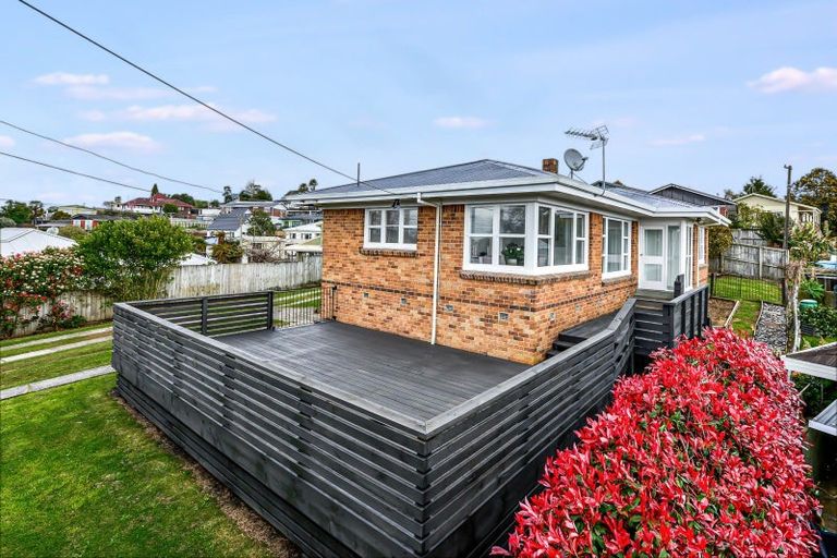 Photo of property in 49 Livingstone Avenue, Nawton, Hamilton, 3200