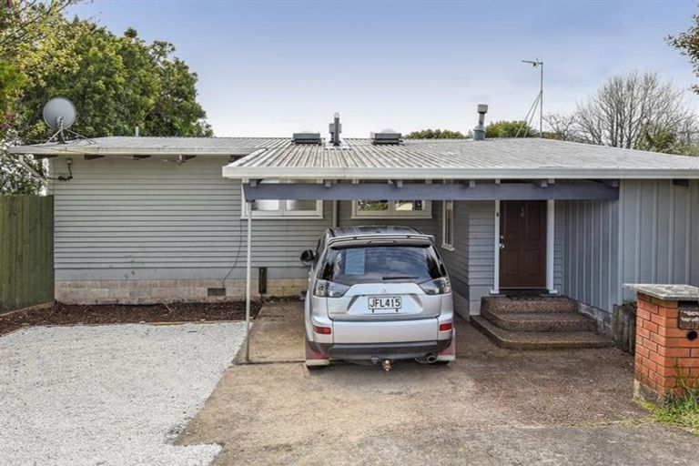 Photo of property in 217 Golf Road, Titirangi, Auckland, 0604