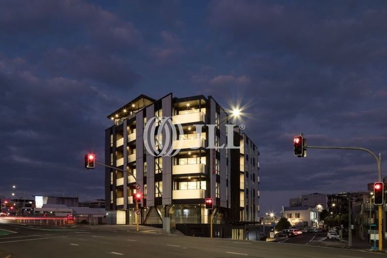 Photo of property in 6d William Roberts Road, Pakuranga, Auckland, 2010