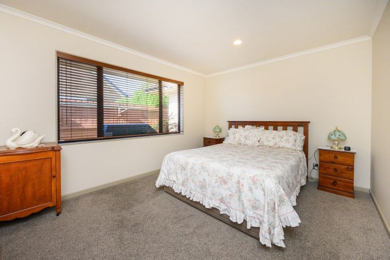 Photo of property in 48 Clearview Drive, Milson, Palmerston North, 4414