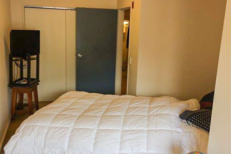 Photo of property in Luxford Villas, 311/72u Herald Street, Berhampore, Wellington, 6023