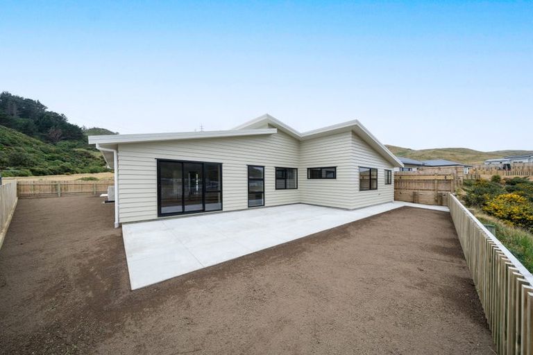 Photo of property in 67 Crompton Avenue, Churton Park, Wellington, 6037