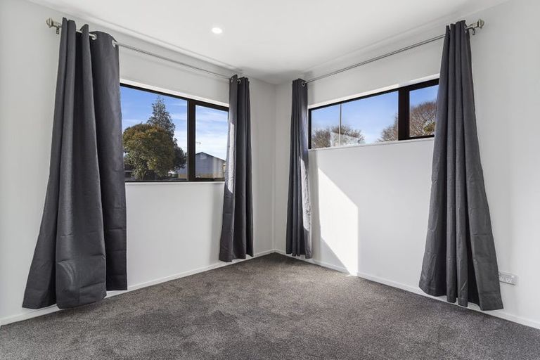 Photo of property in 2a Melleray Place, Randwick Park, Auckland, 2105
