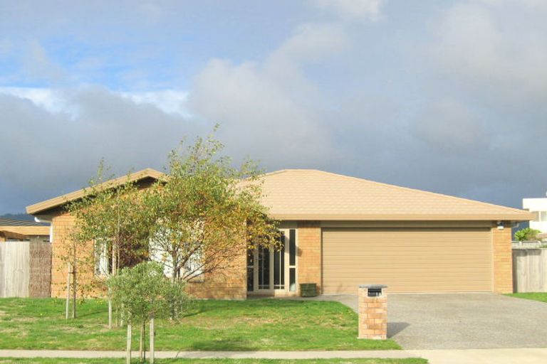 Photo of property in 44 Regent Drive, Paraparaumu Beach, Paraparaumu, 5032