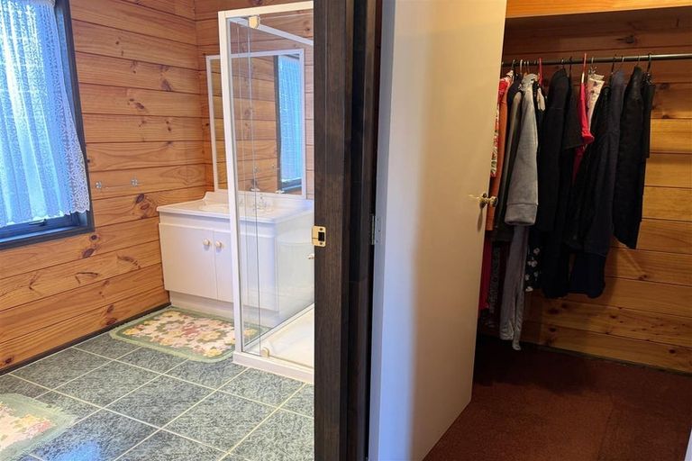 Photo of property in 2 Jamieson Road, Karoro, Greymouth, 7805